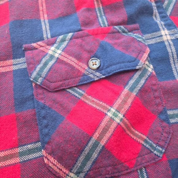 Cloudveil Mountainworks Men's Large plaid  flannel shirt button down reds blue - Picture 4 of 9